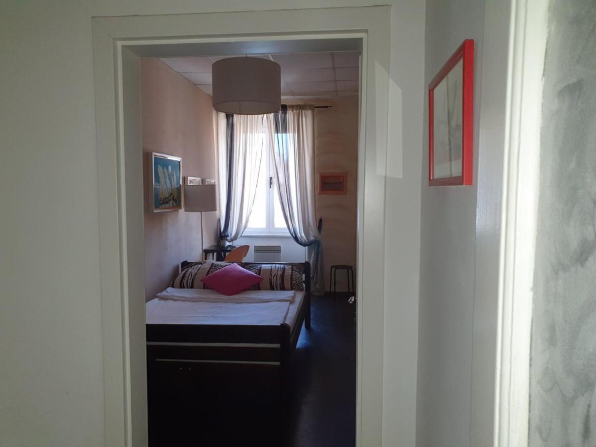 Hostel Morcic Ri Риека Экстерьер фото