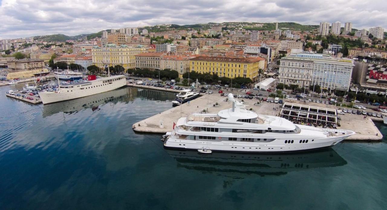 Hostel Morcic Ri Риека Экстерьер фото